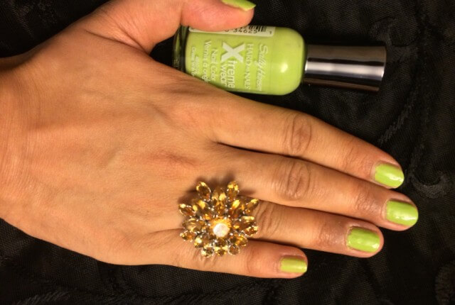 Sally Hansen Hard as Nails Xtreme Wear-Green With Envy