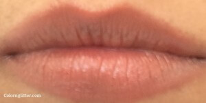 Clinique Different Lipstick - Tenderheart on the lips (picture taken Indoor)