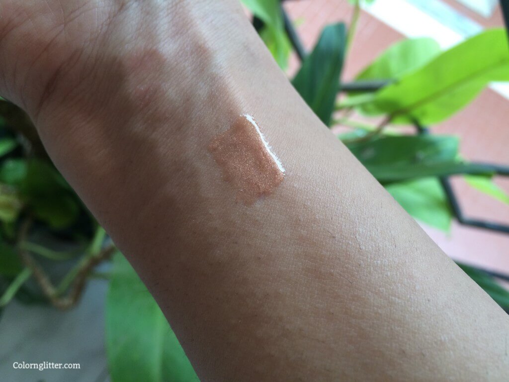 A Swatch Of Clinique Long Last Glosswear SPF 15 - Sunset